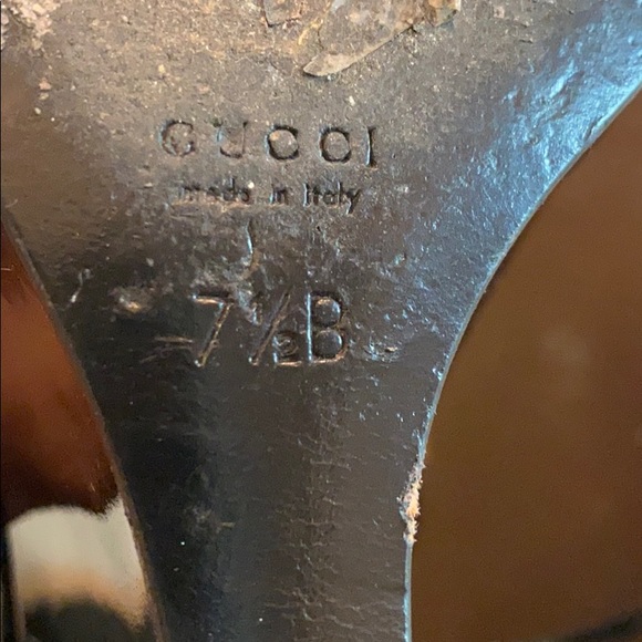 Gucci Patent Black Wedge w/wedge horse-bit - Picture 10 of 11